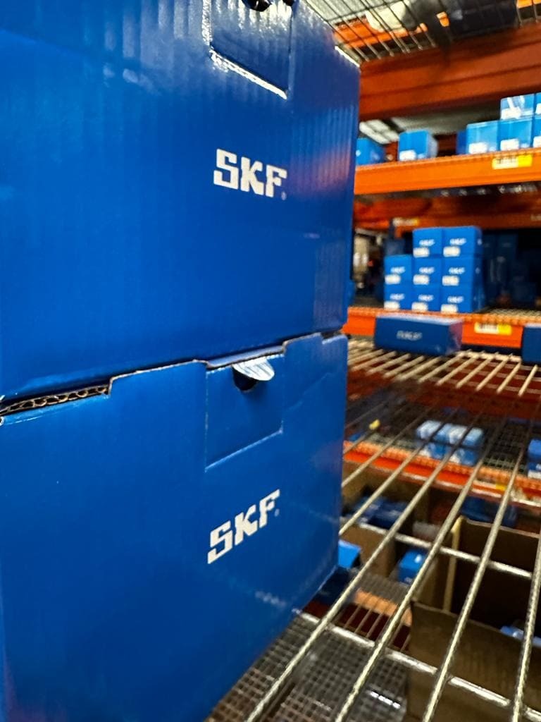 Pudełka z łożyskami SKF